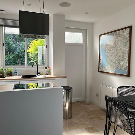 앙굴렘 Loft Avec Terrasse Et Jardin 아파트 외부 사진
