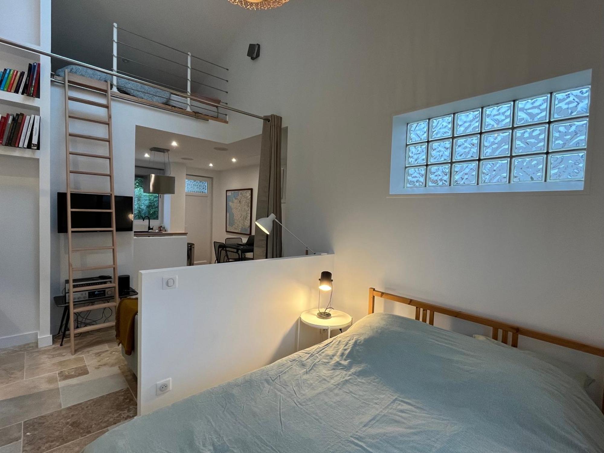 앙굴렘 Loft Avec Terrasse Et Jardin 아파트 외부 사진